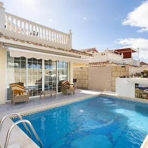 Mar Villa